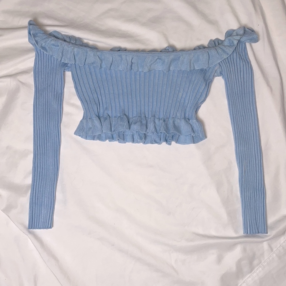 Light blue knit long sleeve ruffle crop top